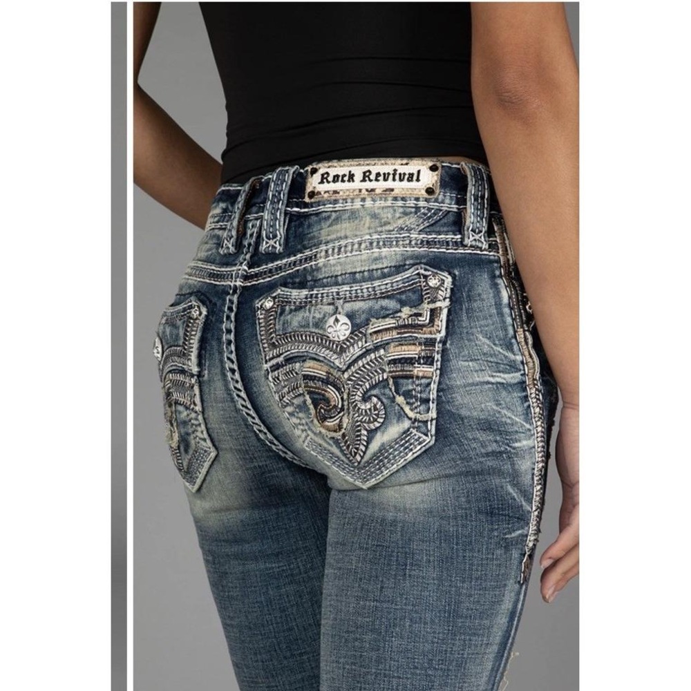 Rock Revival Jeans Tama Mid Rise Bootcut Vintage 27x31 Embellished Distressed